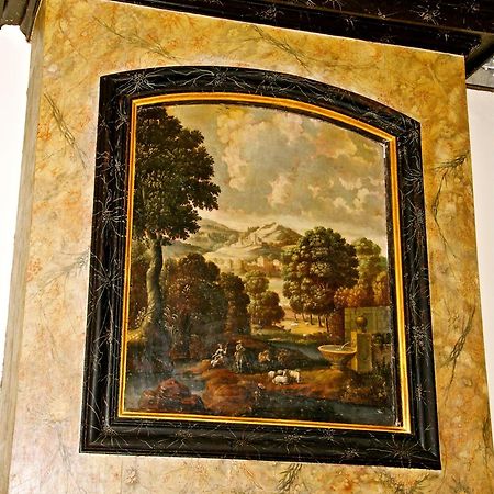 Aux Chambres Du Banneret Neuchâtel Eksteriør bilde